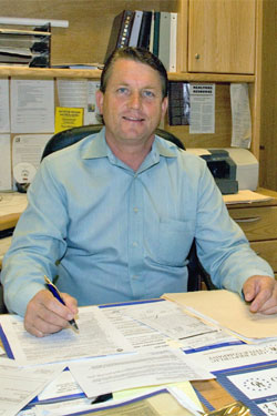 Agent Len Moore President of Vilmont Investment Properties - San Carlos Properties